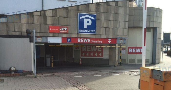 Außenansicht - Tiefgarage Hundertwasserhaus Plochingen 