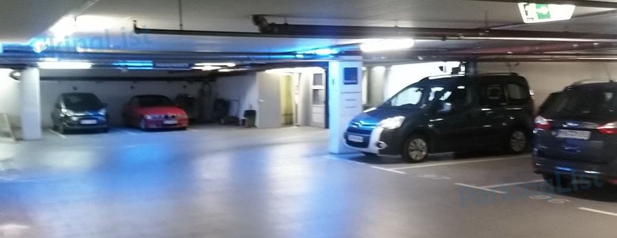 Innenansicht-3-Parkhaus Berliner Tor Hamburg 