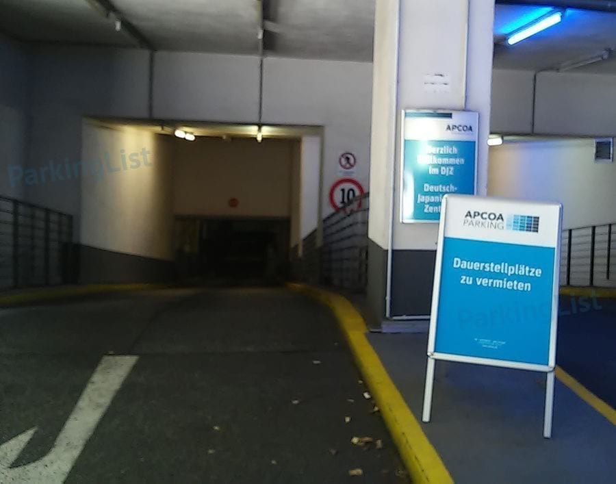 Innenansicht-1-Parkhaus Deutsch Japanisches Zentrum Hamburg 