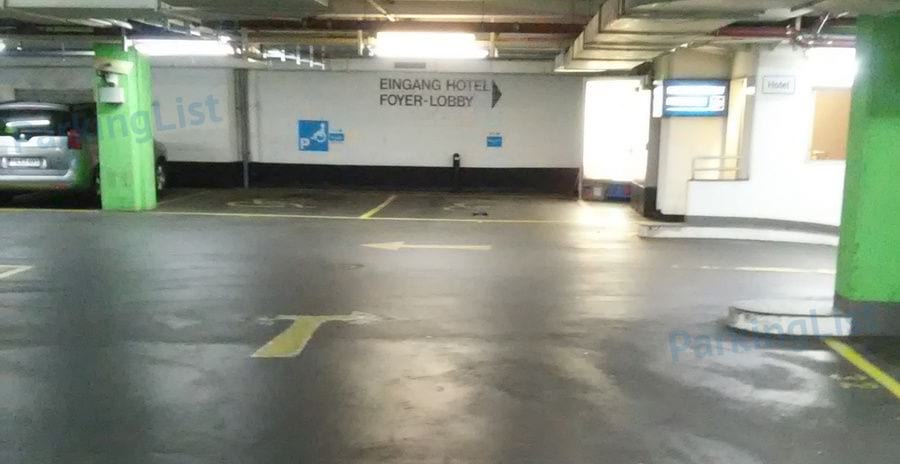 Innenansicht-1-Parkhaus Hotel Marriott Hamburg 