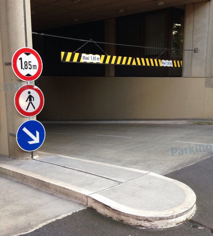 Außenansicht 2 - Tiefgarage Neues Rathaus Bielefeld 