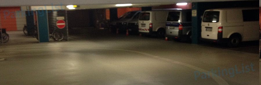 Innenansicht 2 -Parkhaus Willi Brandt Platz Bielefeld 