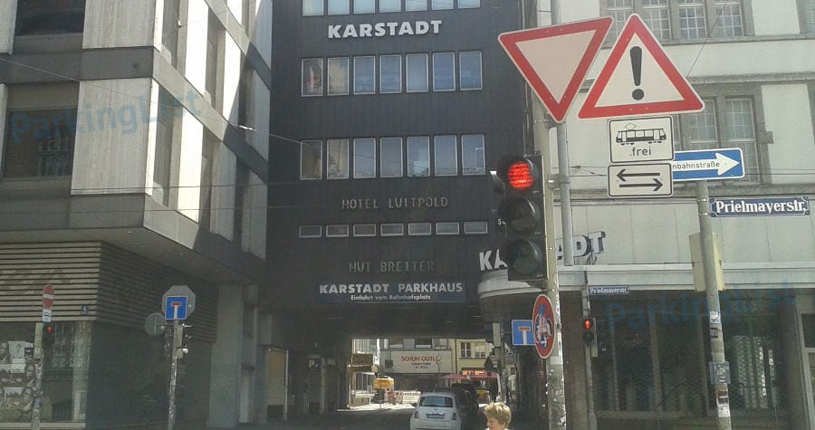 Außenansicht-1-Parkhaus Karstadt Bahnhofplatz München 