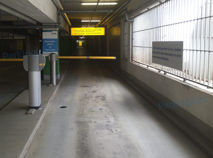Innenansicht-1-Parkhaus Neues Steintor Hamburg 