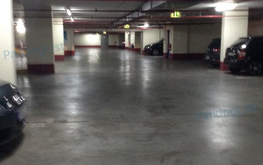 Innenansicht 1 - Parkhaus Schiller Galerie Dresden 