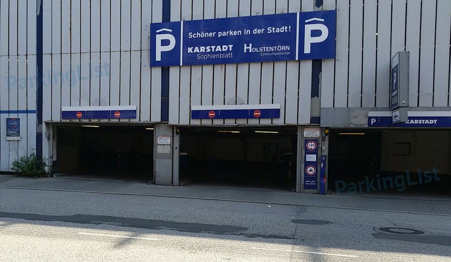 Außenansicht-2-Parkhaus-Karstadt-Kiel