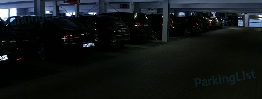 Innenansicht-Parkhaus Quer Passage Kiel 