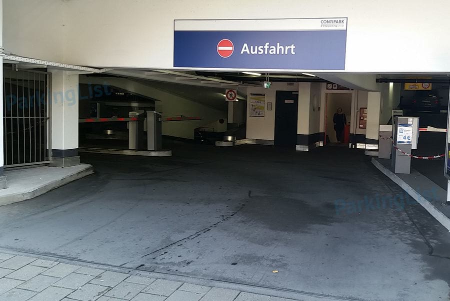 Außenansicht-2-Parkhaus Sophienhof Kiel 