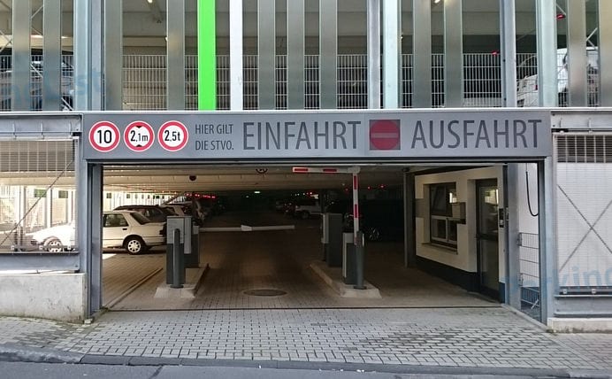 Was Kostet Parken In Der Rathausgalerie In Wuppertal www.parkinglist.de