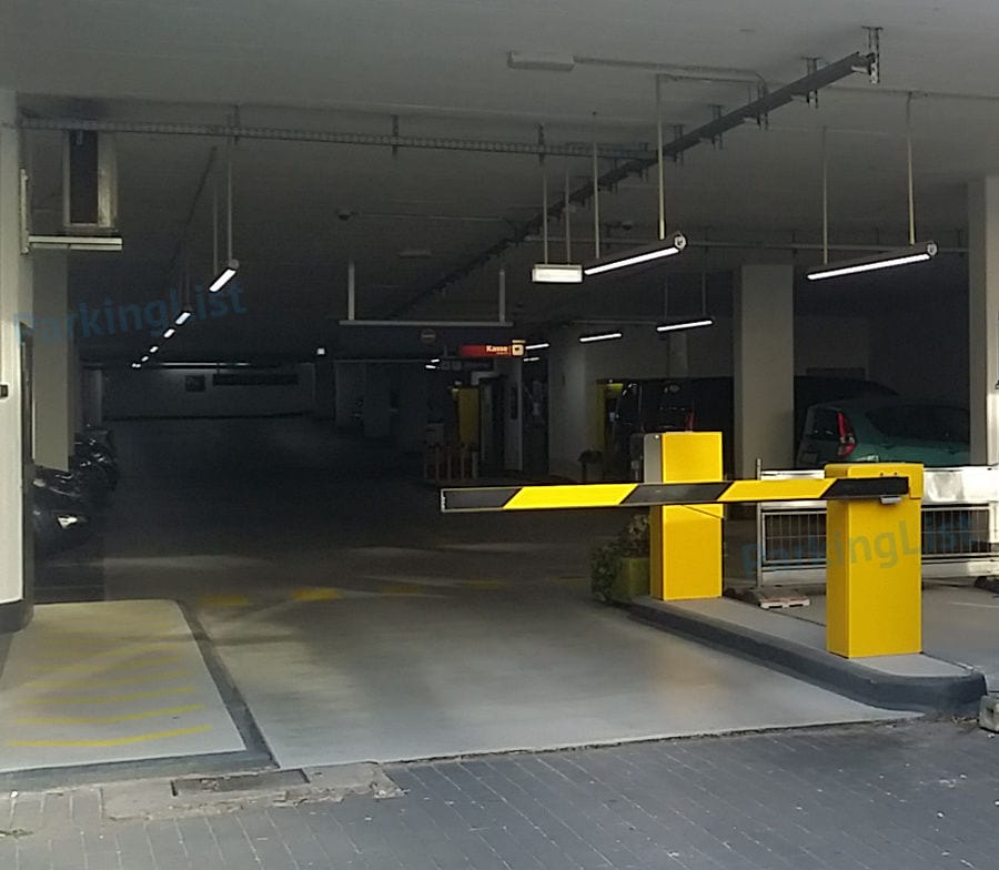 Einfahrt-Parkhaus Alte Wallgasse Koeln 