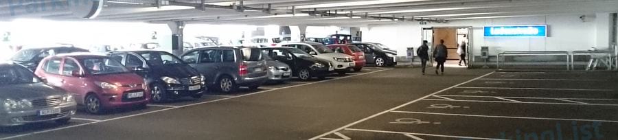 Innenansicht - Parkhaus City Arkaden Wuppertal 