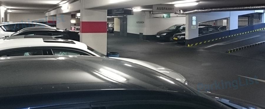 Innenansicht-1-Parkhaus An Farina Koeln 