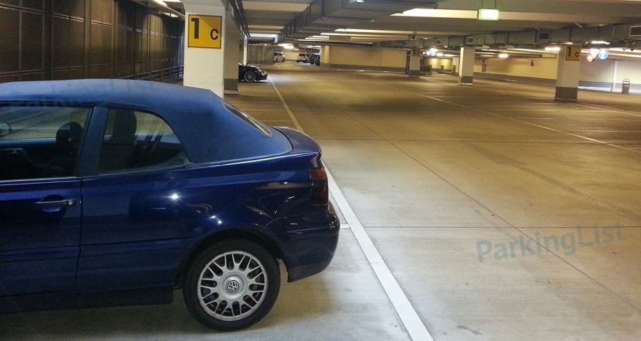 Innenansicht 1 - Parkhaus-City-Galerie-Wolfsburg