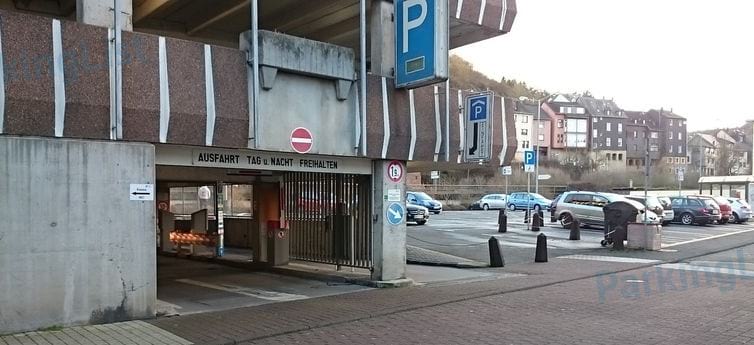 Außenansicht - Parkhaus Austrasse Idar Oberstein 
