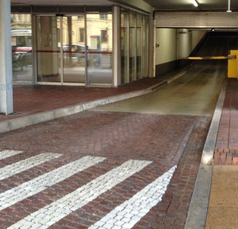 Zufahrt - Parkhaus Halderstr Augsburg 