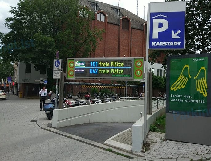 Außenansicht - Parkhaus Muensterplatzgarage Bonn 