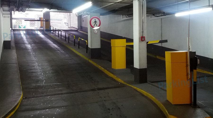 Innenansicht 2 - Parkhaus The Westin Grand Frankfurt Frankfurt am Main 