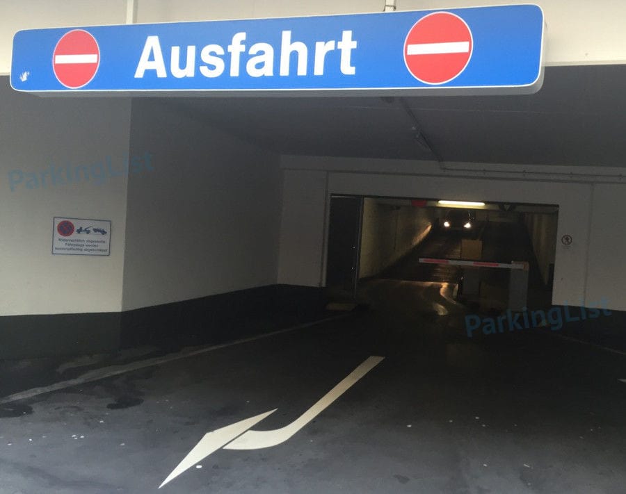 Ausfahrt - Parkhaus Theater Krebsgasse Koeln 