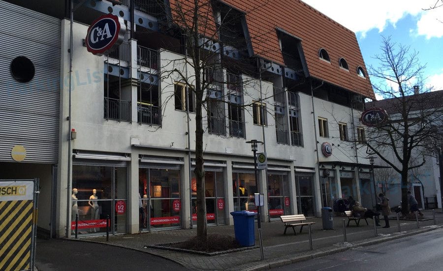 Außenansicht 2 - Parkhaus Zentrum Rathaus am Seltenbach Tuttlingen 
