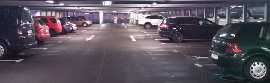 Innenansicht - Parkhaus am Hbf Chemnitz 