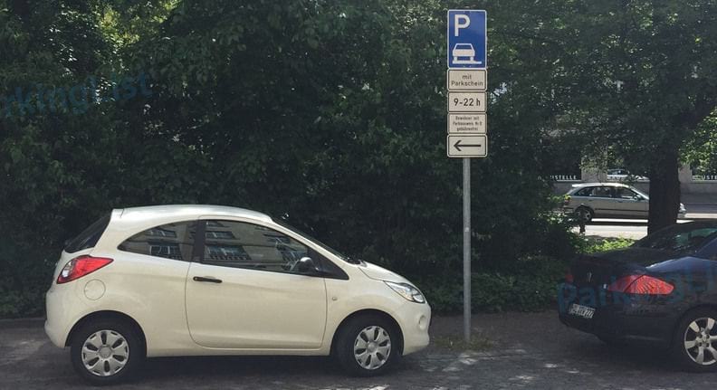 Parkplatz Ansicht 2