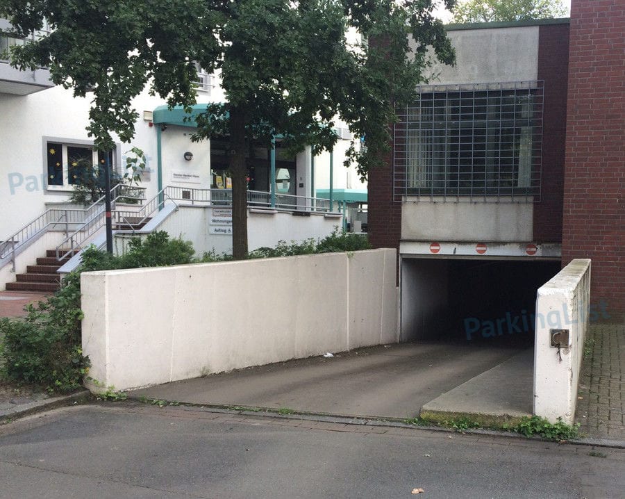 Ausfahrt - Tiefgarage Berliner Freiheit Woolworth Bremen 