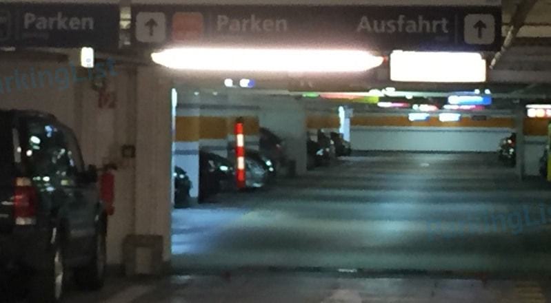 Innenansicht - Tiefgarage Friedrichstadt Passagen Berlin 