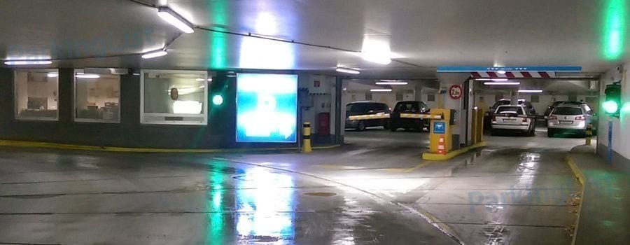 Innenansicht - Parkhaus Burgplatz Leipzig 