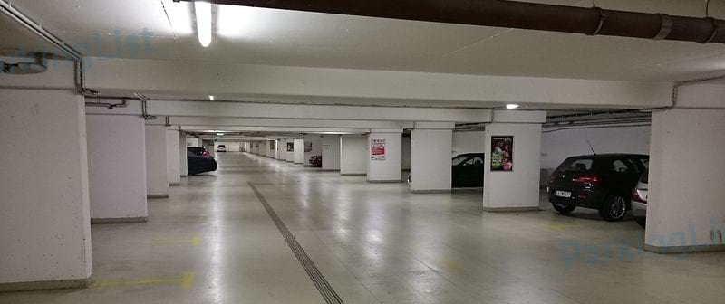 Innenansicht 2 - Parkhaus Erzbergerstrasse Karlsruhe 