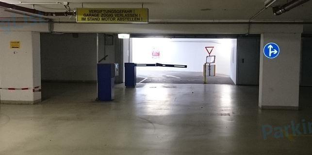 Innenansicht 1 - Parkhaus Erzbergerstrasse Karlsruhe 