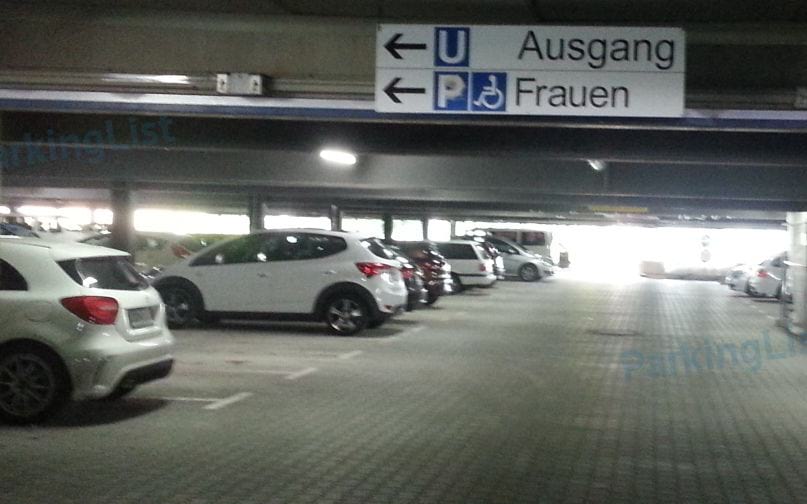Parkhaus Olympiazentrum - München - Parken in München