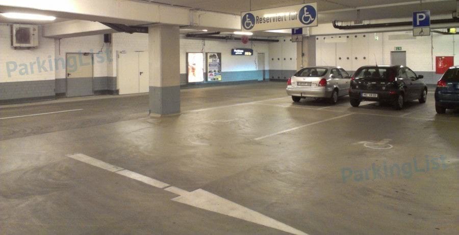 Innenansicht-2-Parkhaus Aegidiimarkt Muenster 