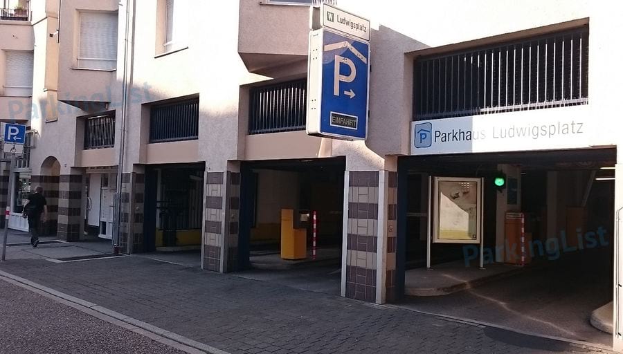 Parkhaus Ludwigsplatz - Karlsruhe - Parken in Karlsruhe