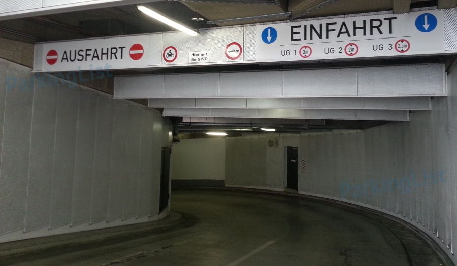 Innenansicht-2-Parkhaus Schrannenhalle Muenchen 