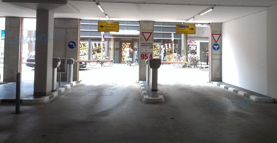 Innenansicht-3-Parkhaus Bremer Platz Muenster 