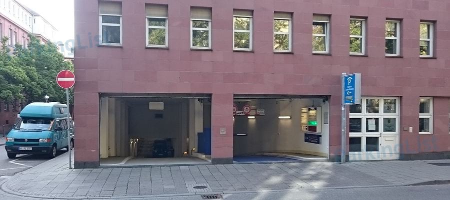 Außenansicht 2 - Parkhaus Badische Landesbibliothek Karlsruhe 