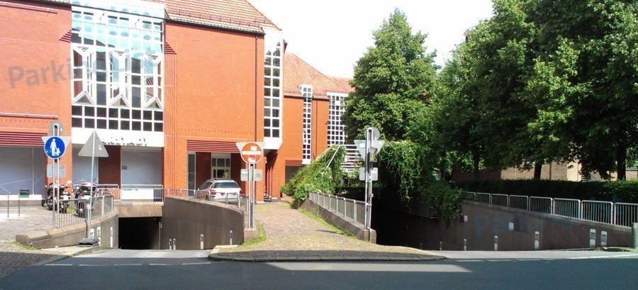 Außenansicht-3-Parkhaus Karstadt Münster 