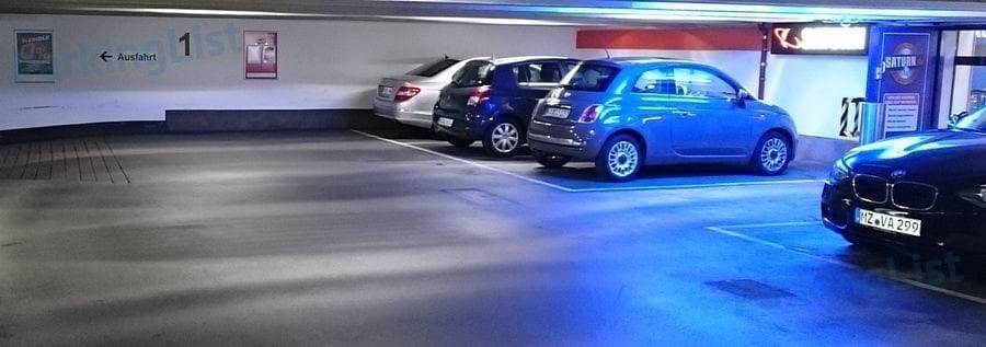 Innenansicht 2 - Parkhaus Akademiestrasse Karlsruhe 