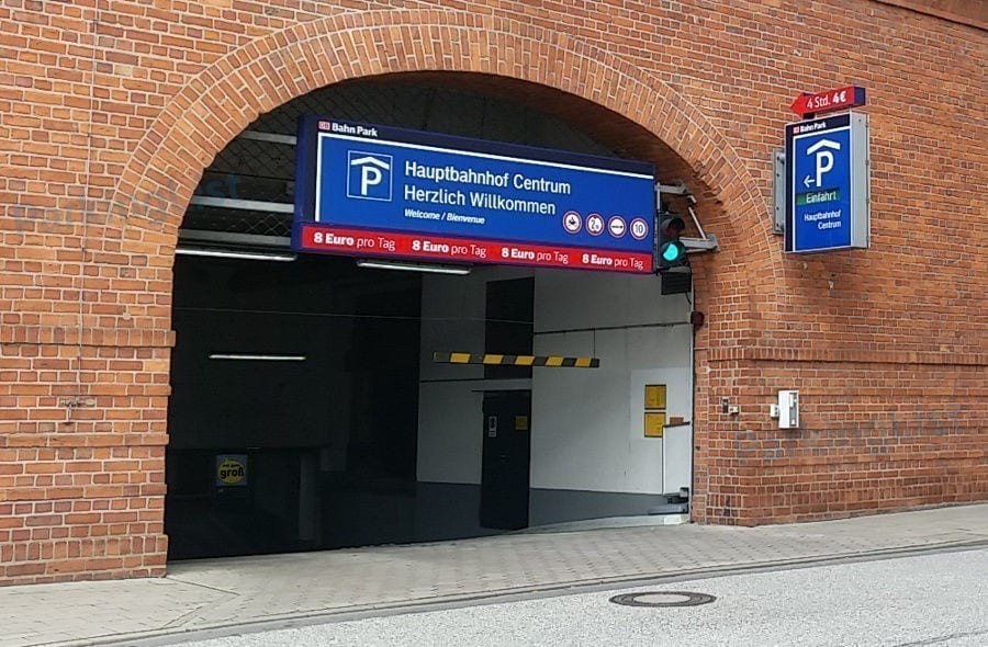 Innenasicht-2-Parkhaus Hauptbahnhof Centrum Hamburg 