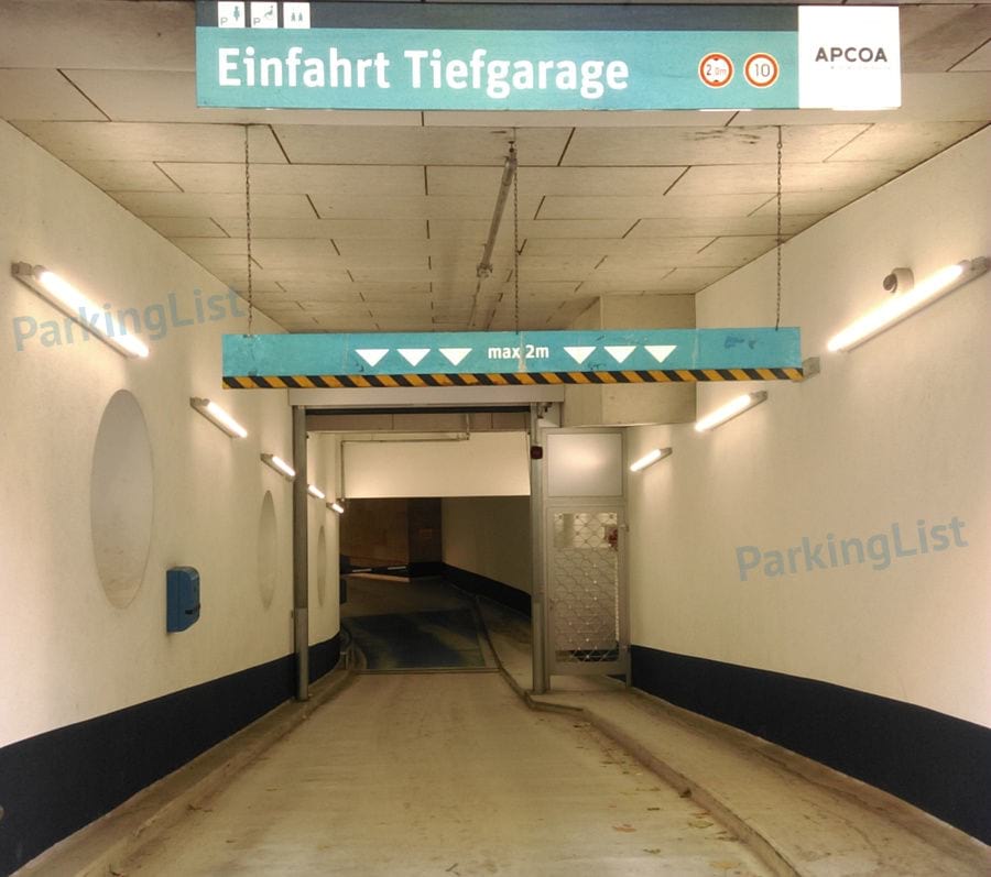 Innenansicht 2 - Parkhaus Suedtor Stuttgart 