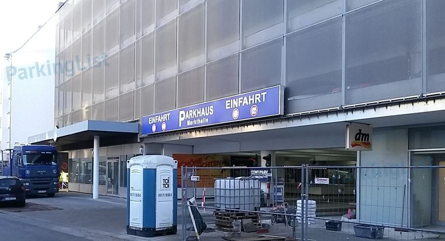 Außenansicht - Parkplatz Koebelinger Markt Hannover 