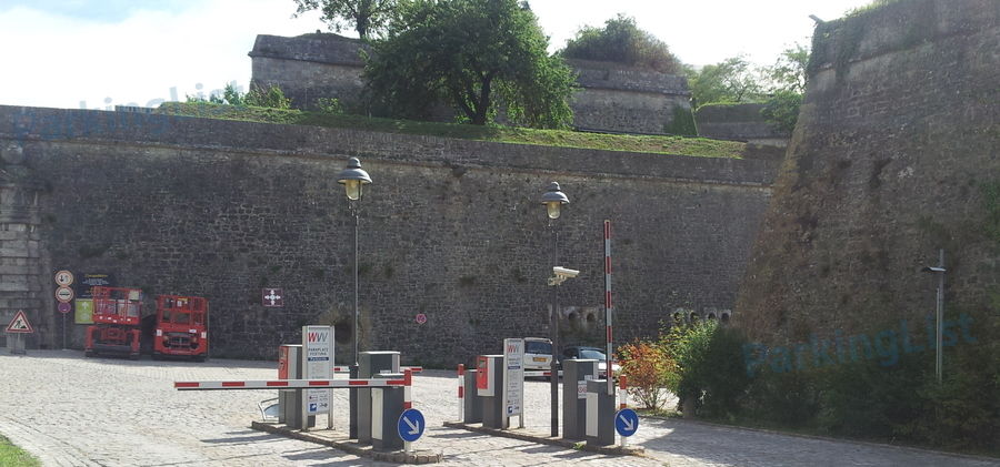 Einfahrt - Parkhaus Festung Würzburg 