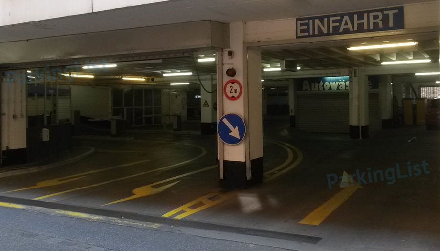 EInfahrt - Parkhaus Franziskanergasse Wuerzburg 