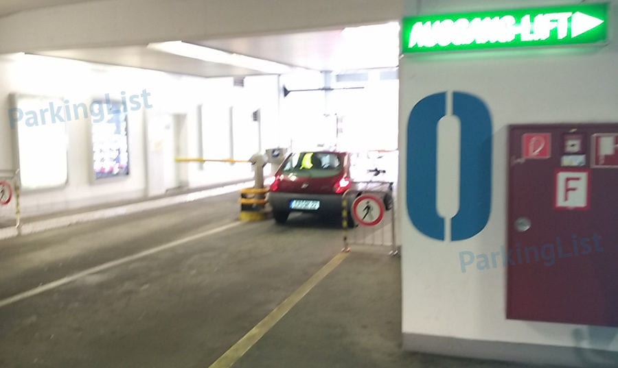 Innenansicht-3-Parkhaus Katharinenhof Nuernberg 