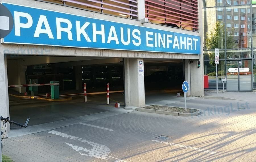 Außenansicht-1-Parkhaus Am Gericht Rostock 