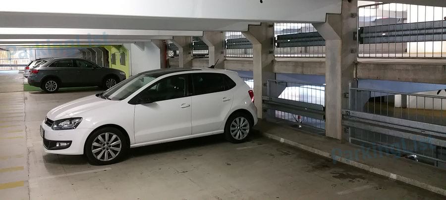 Innenansicht-1-Parkhaus Am Gericht Rostock 