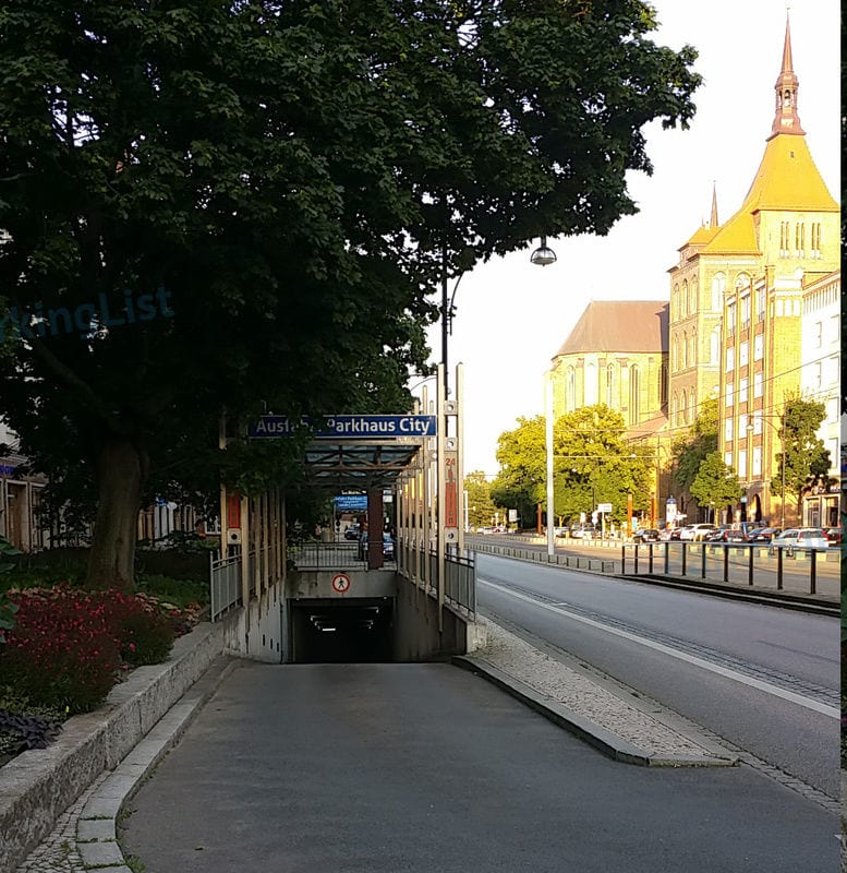 Außenansicht-1-Parkhaus City Rostock 
