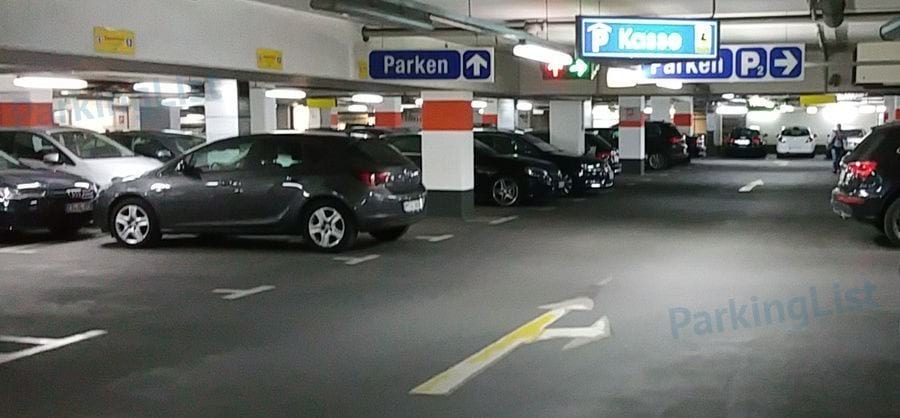 Innenansicht-1-Parkhaus Galerie Rostocker Hof Rostock 