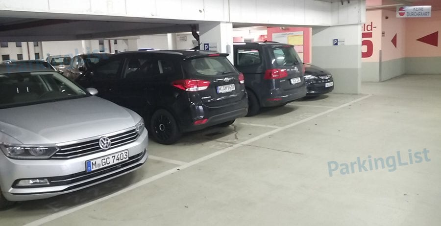 Innenansicht 1 - Parkhaus Maxtorhof Nuernberg 