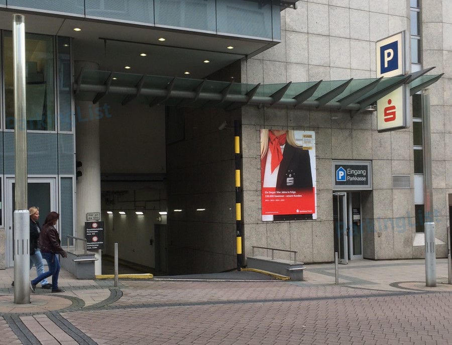 Zufahrt - Parkhaus Sparkasse Essen 